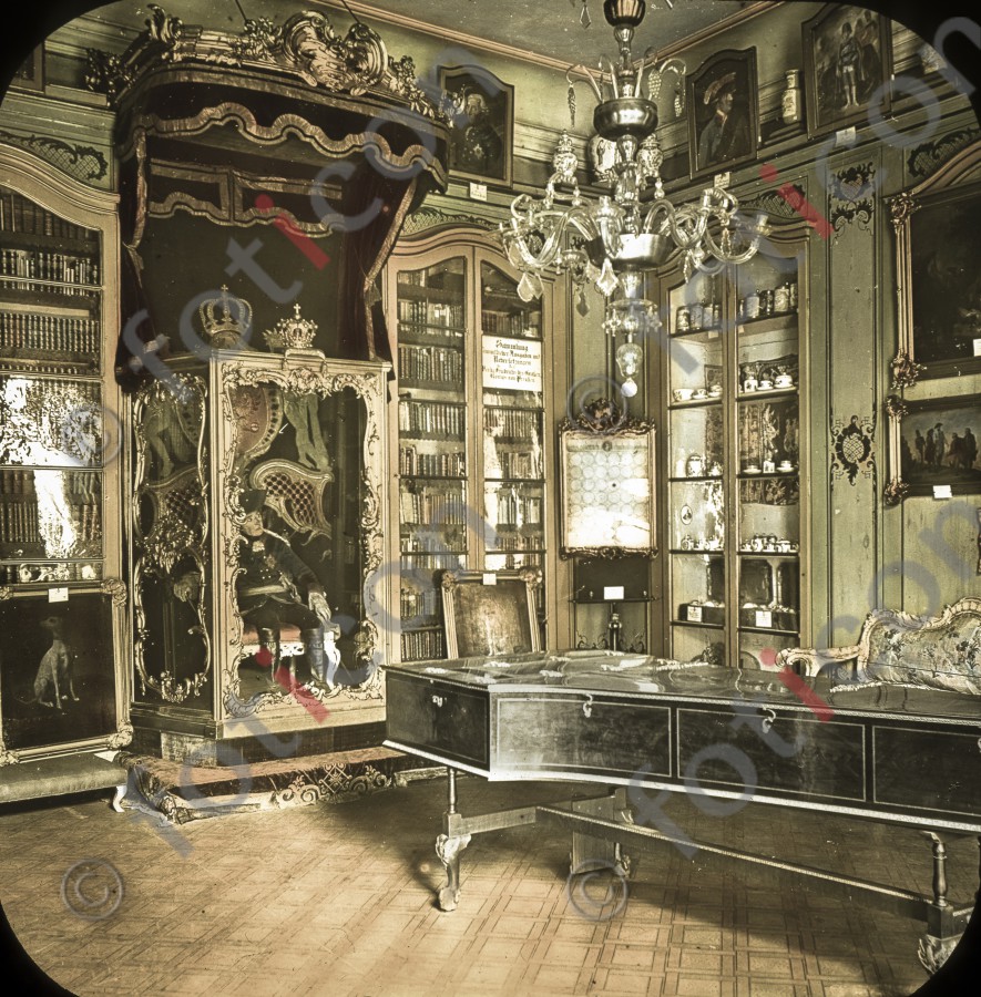 Zimmer auf Schloss Monbijou ; Room on Monbijou Palace - Foto foticon-simon-fr-d-grosse-190-057.jpg | foticon.de - Bilddatenbank für Motive aus Geschichte und Kultur